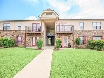 1310 North Rutherford Blvd. 1-3 Beds Apartment, Affordable for Rent - Photo Gallery 4