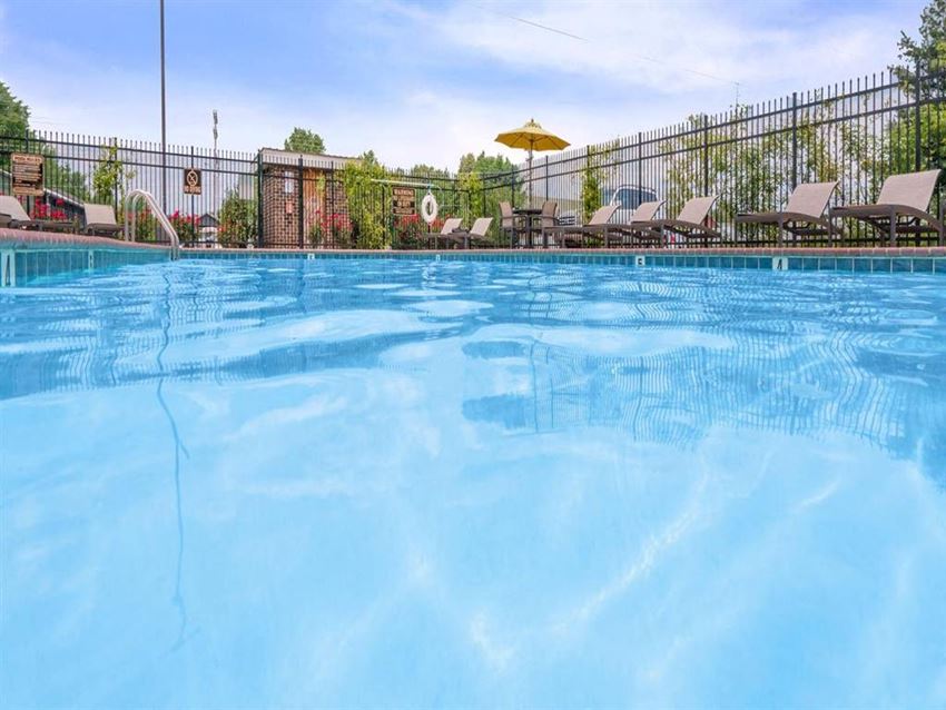 2426 East Main Street 1 Bed Apartment for Rent - Photo Gallery