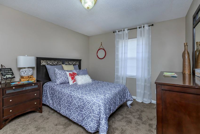 Eagles Crest At Durrett Apartments, 3371 Durrett Drive, Clarksville, TN