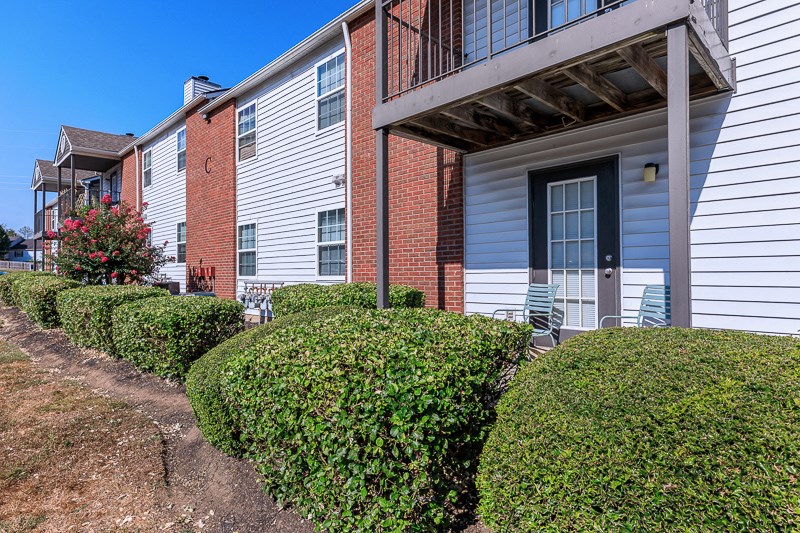 our apartments at the district feature a spacious yard and balconies
