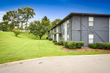 831 Glastonbury Road 1-2 Beds Apartment for Rent - Photo Gallery 5