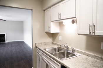721 Walker Springs Road 1-3 Beds Apartment for Rent - Photo Gallery 5