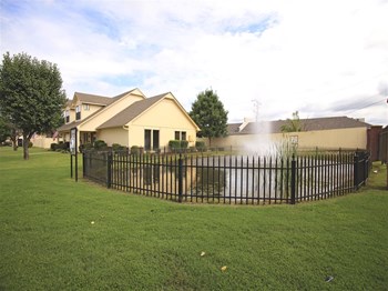 700 N Albert Pike Ave. 1-2 Beds Apartment for Rent - Photo Gallery 4