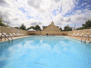 700 N Albert Pike Ave. 1-2 Beds Apartment for Rent - Photo Gallery 5