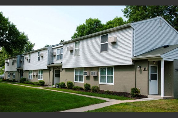 Homestead Village Townhomes 862g Homestead Village Lane Se Rochester Mn Rentcafe