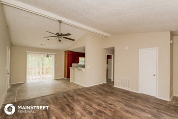 5582 Saint Thomas Dr 3 Beds House for Rent - Photo Gallery 5