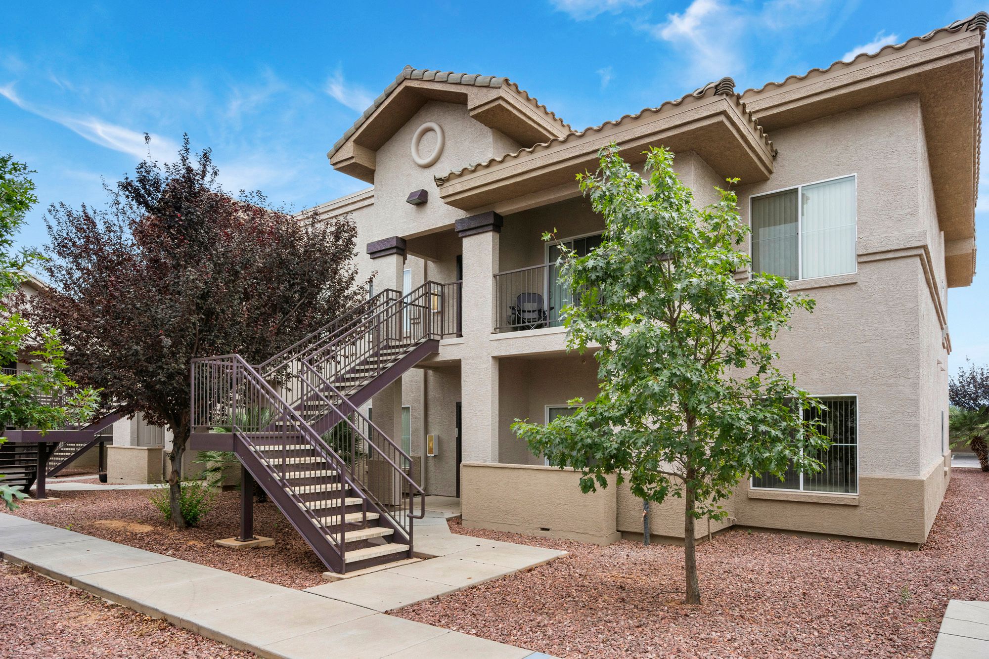 Exterior, Patio, Balcony, Courtyard, Landscaping