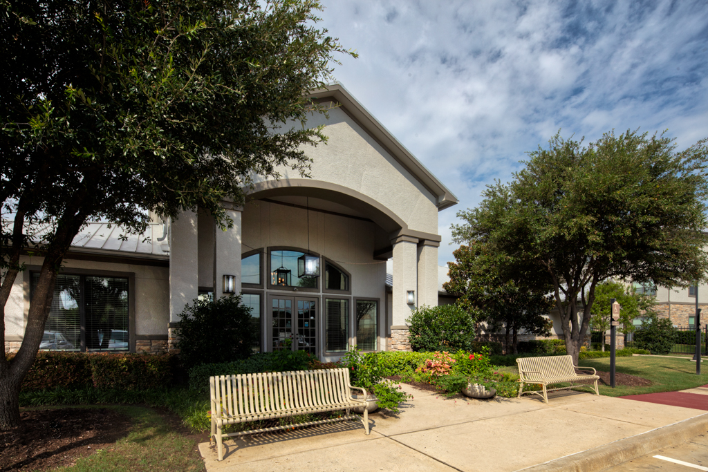 Chadwick Apartments, 13900 Chadwick Pkwy, Northlake, TX RentCafe