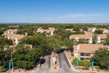 off street parking at country club villas