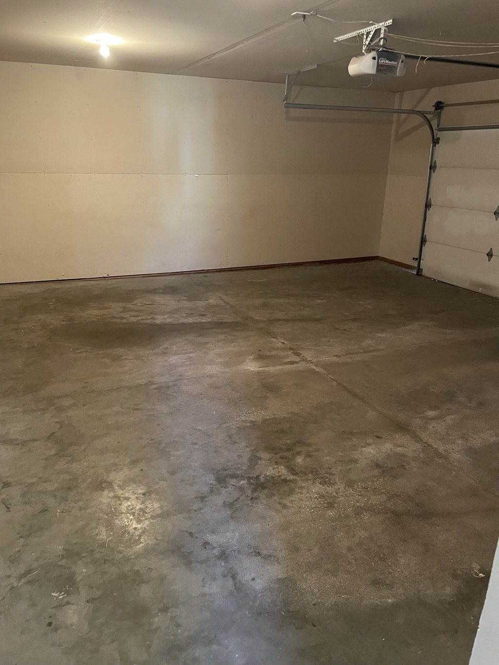 Underground Parking at Tustin Townhomes, Fargo