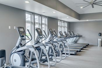 Ascend at Woodbury luxury apartments