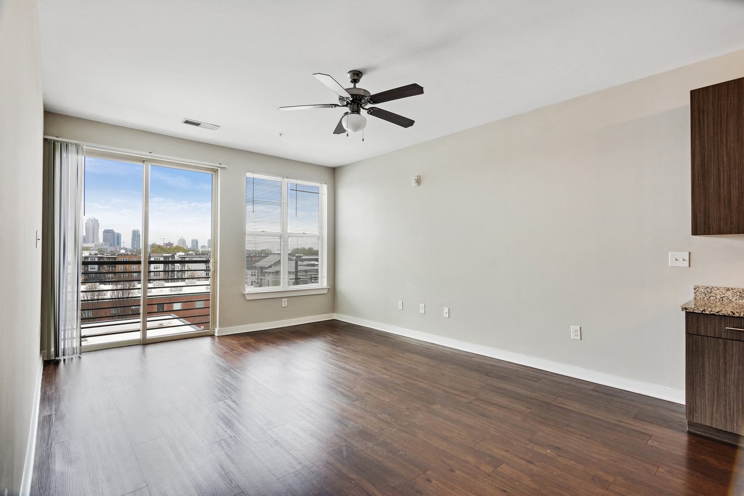 Photos — The Nook Plaza Midwood Apartments in Charlotte, NC