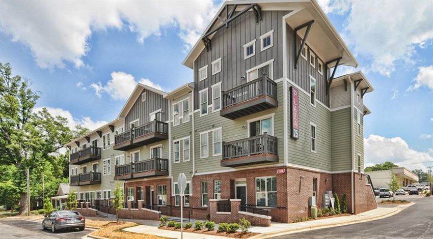 1114 Clement Ave 1-2 Beds Apartment for Rent - Photo Gallery