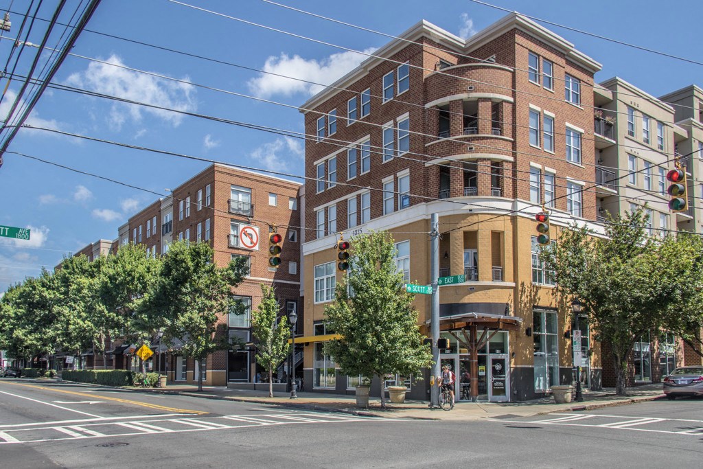 525 East Apartments, 525 East Boulevard, Charlotte, NC RENTCafé