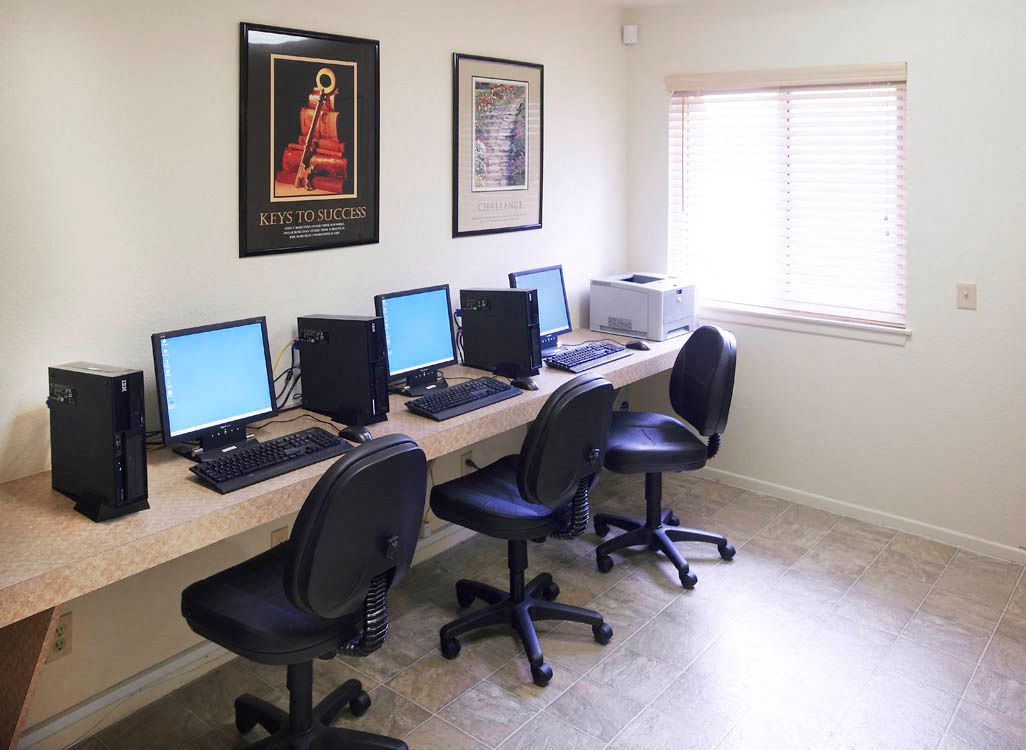 Hawthorne Terrace Computer Room