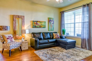 5000 Mountain Springs Rd. Studio-3 Beds Apartment for Rent - Photo Gallery 5