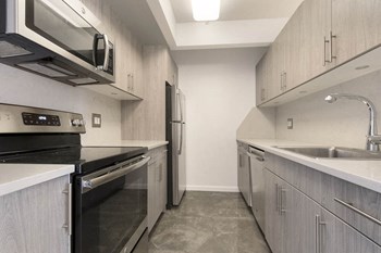 121 READE ST Studio-3 Beds Apartment, Duplex/Triplex, Tribeca for Rent - Photo Gallery 10