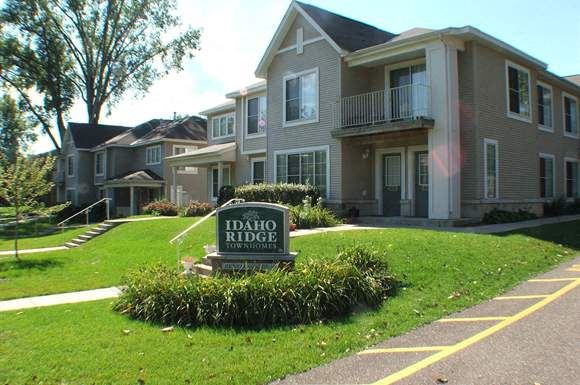 1611 Edgemont 2-3 Beds Apartment, Townhouse, Affordable for Rent - Photo Gallery 1