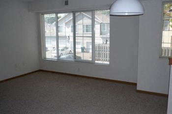 1611 Edgemont 2-3 Beds Apartment, Townhouse, Affordable for Rent - Photo Gallery 7