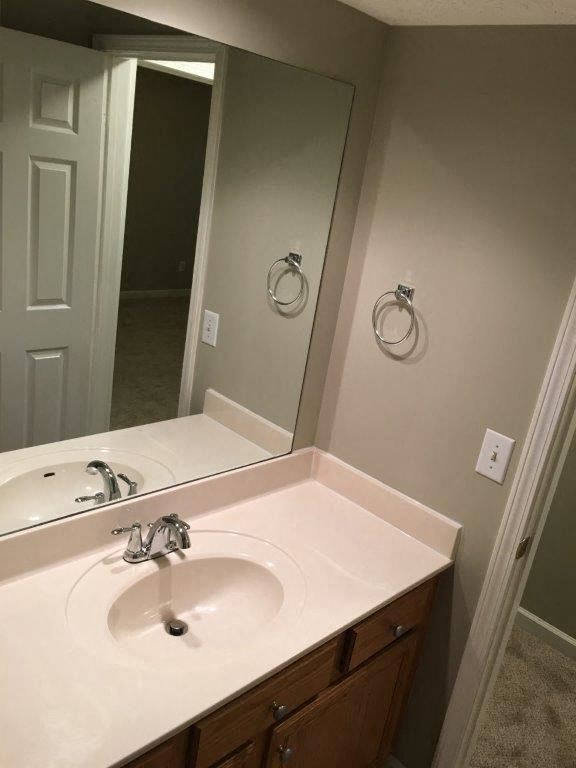 1801 Easton Ct