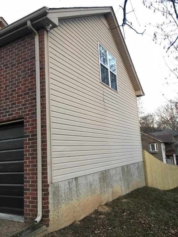 1801 Easton Ct
