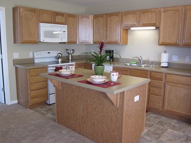 826 Taylor Parkway Sheboygan 1-2 Beds Apartment for Rent