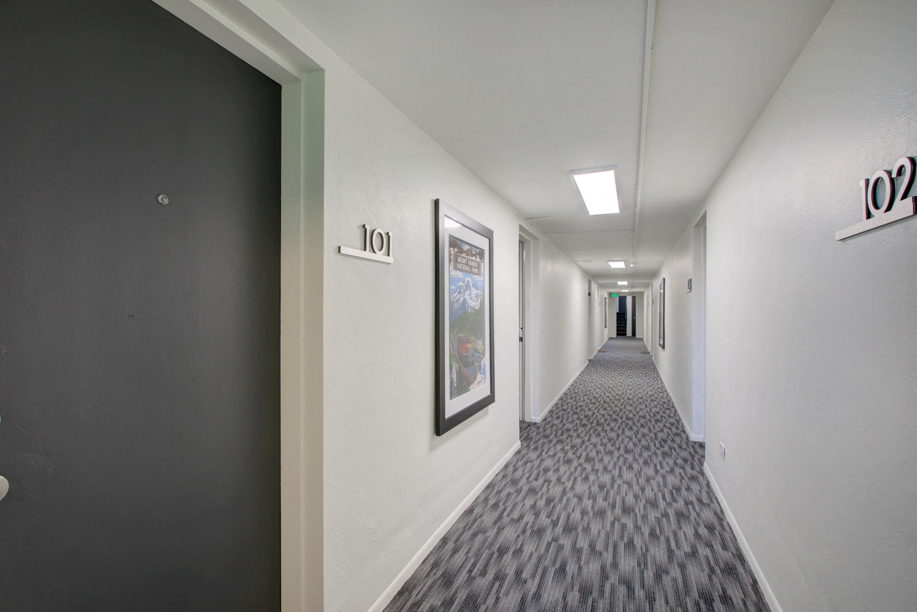 Lincoln Center Apartments in Denver, CO