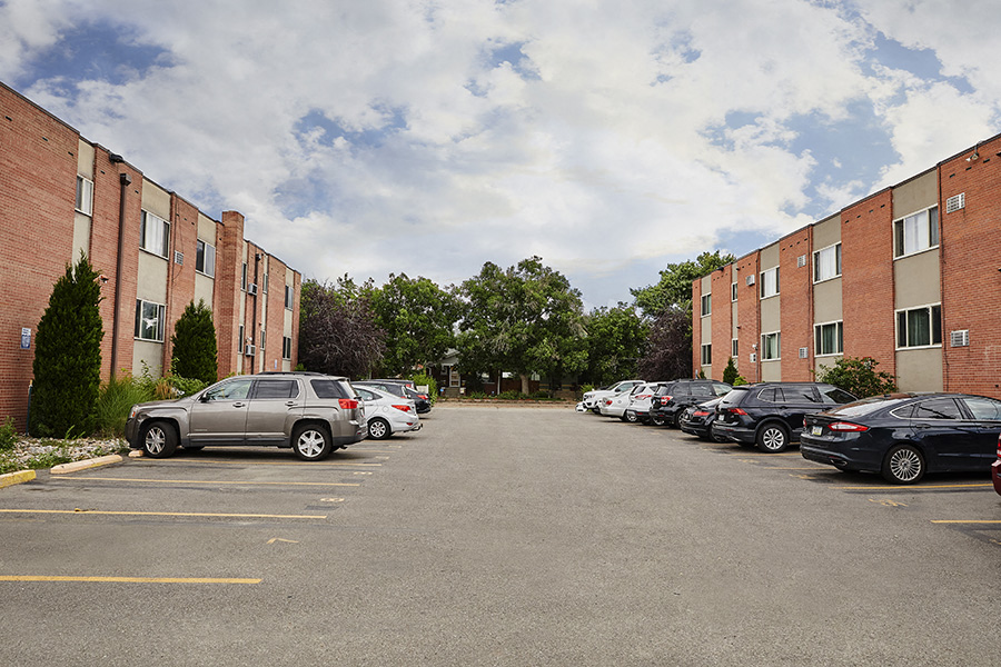Lincoln Center Apartments in Denver, CO