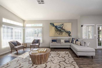 iving room l Creekside Village in Pittsburg, CA - Photo Gallery 4