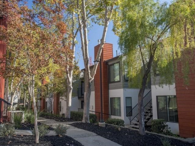 Sidewalk exterior building l Eclipse 96 Apartments in Fair Oaks CA