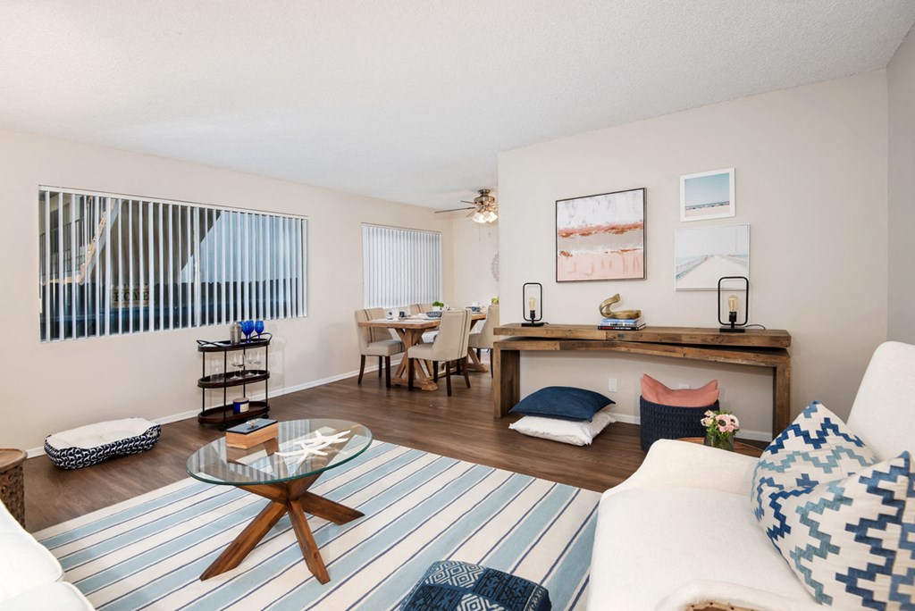 Living room | Tuscany Villas North Apts for Rent