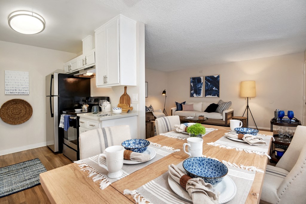 Living room kitchen and dining area | Tuscany Villas North Apts 
