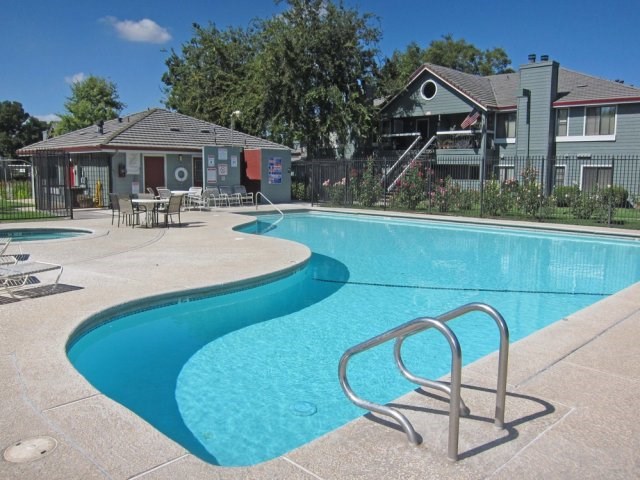 Apartments in Lodi Ca l Lakeshore Meadows and Garden Apartments