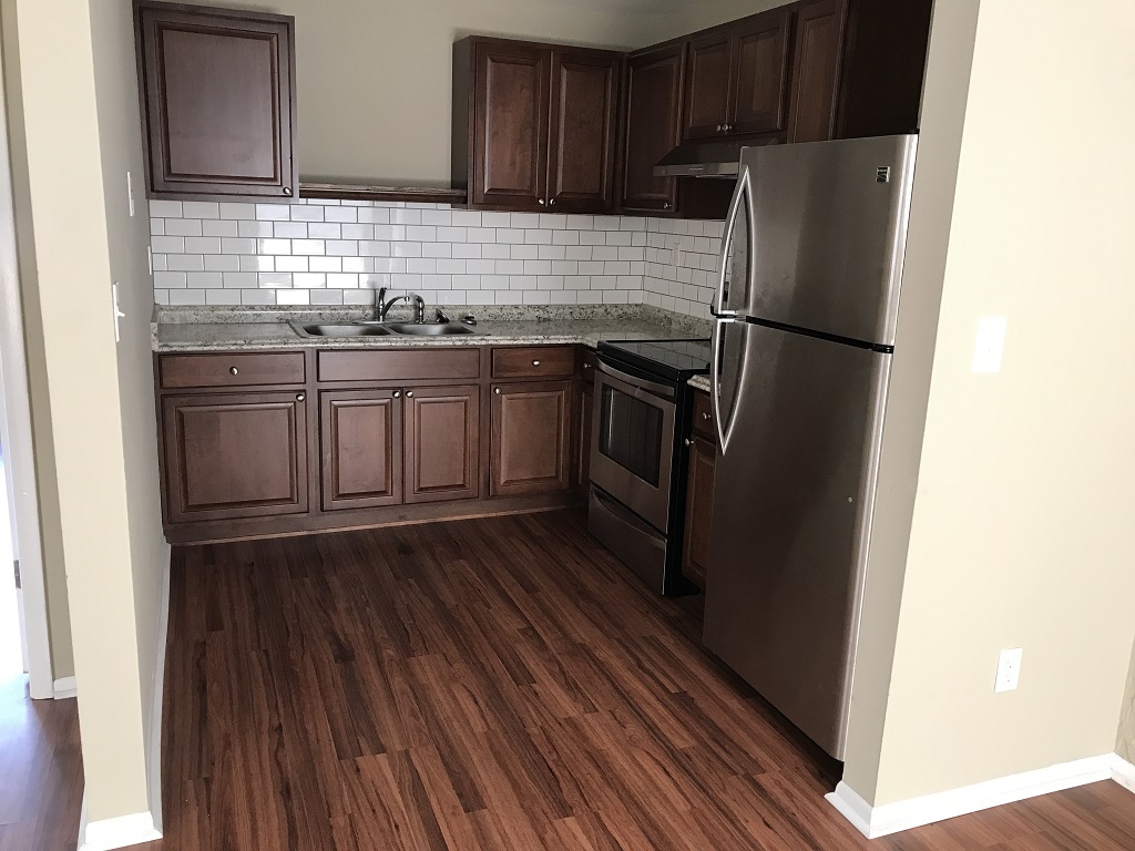 Vista Gardens Apartments 3809 W Iowa Avenue Tampa Fl Rentcafe