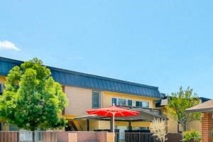Can Be reserved for Parties BBQ and exercise pavilion