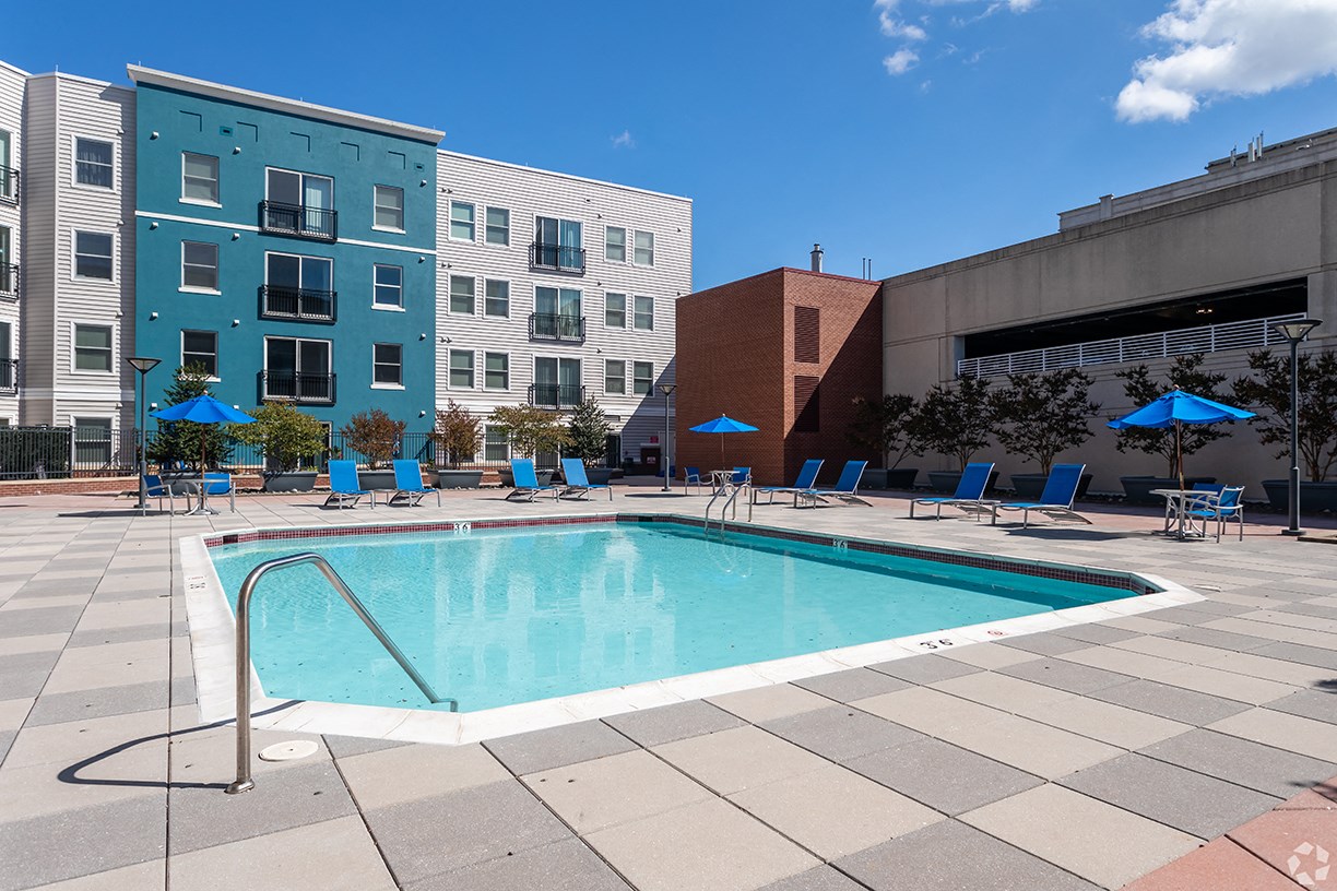 Fenestra At Rockville Town Square Apartments, 20 Maryland Avenue