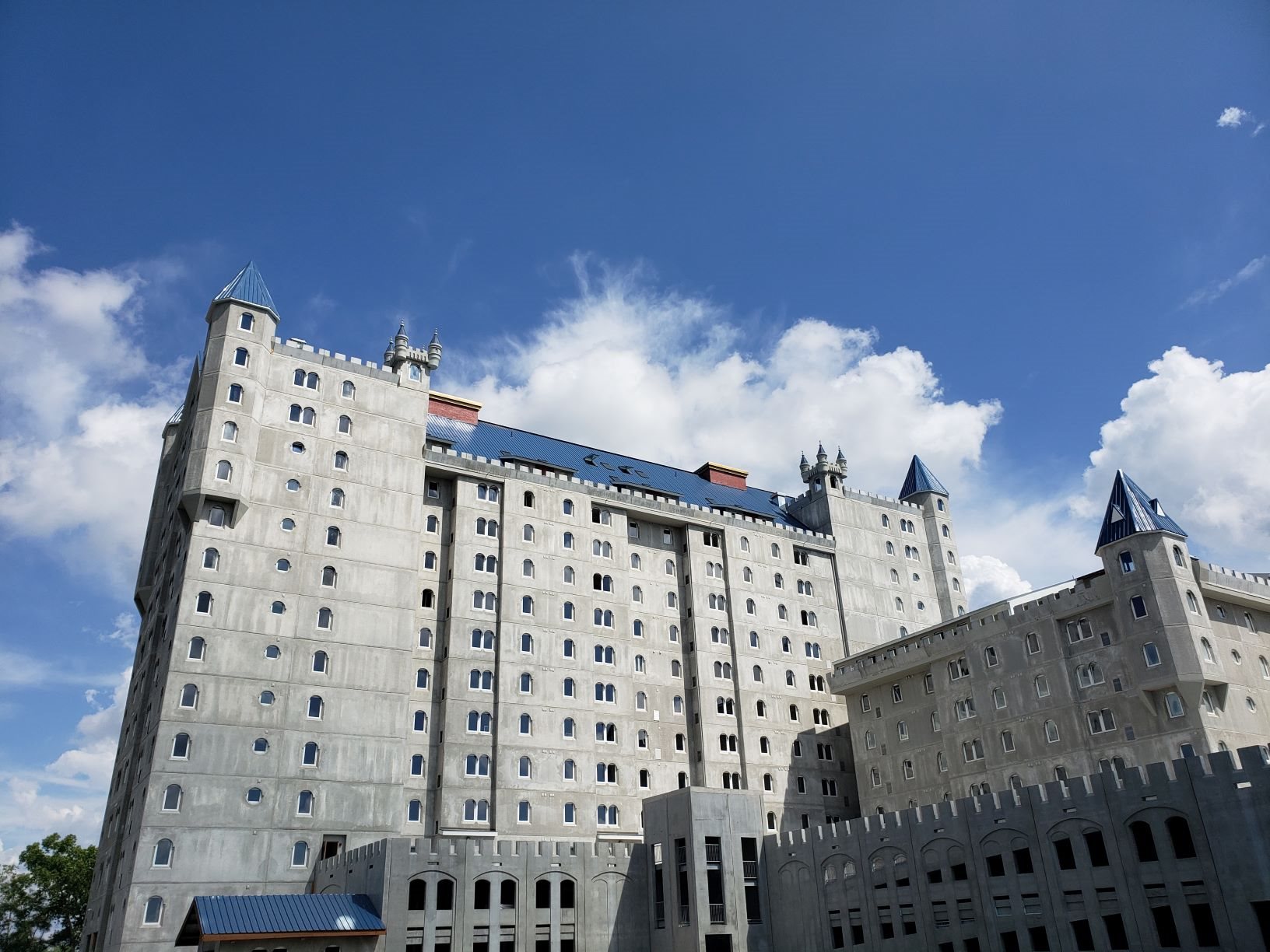 Photos and Video of The Grand Castle Apartment Homes in Grandville, MI