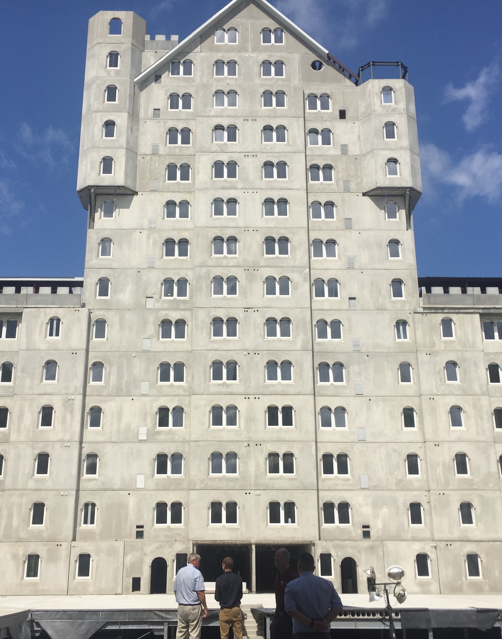 The Grand Castle Apartment Homes Apartments in Grandville, MI