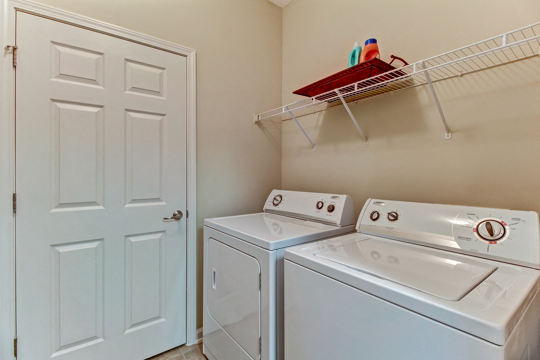 Laundry Room at Magnolia Village Apartments in Jacksonville, FL