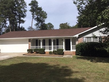 175 Hill Ln 3 Beds Apartment for Rent