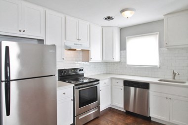 633 S. Maple Ave 1-2 Beds Apartment for Rent Photo Gallery 1