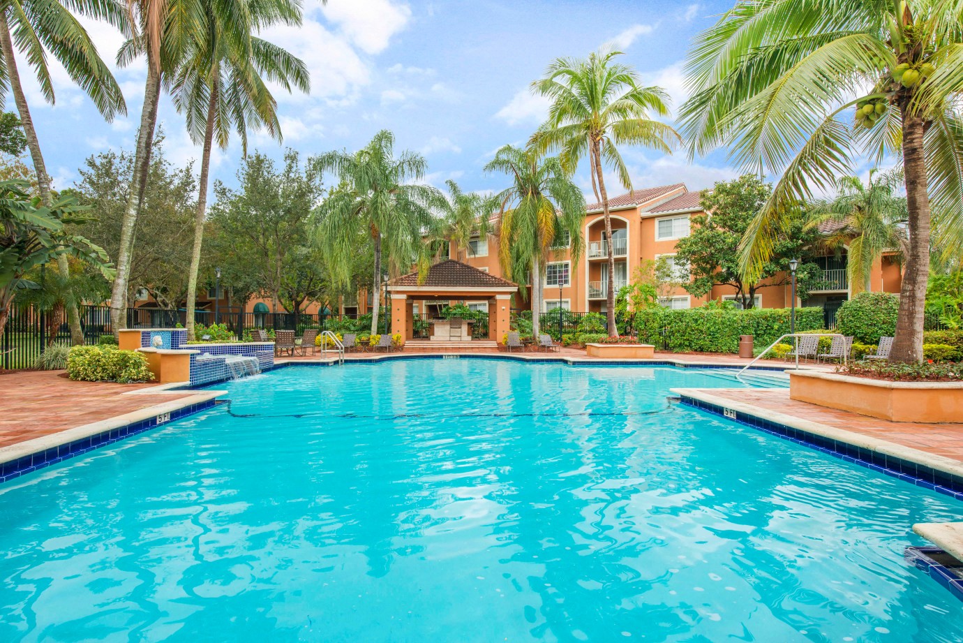 St. Andrews at Winston Park Apartments | Apartments in Coconut Creek, FL