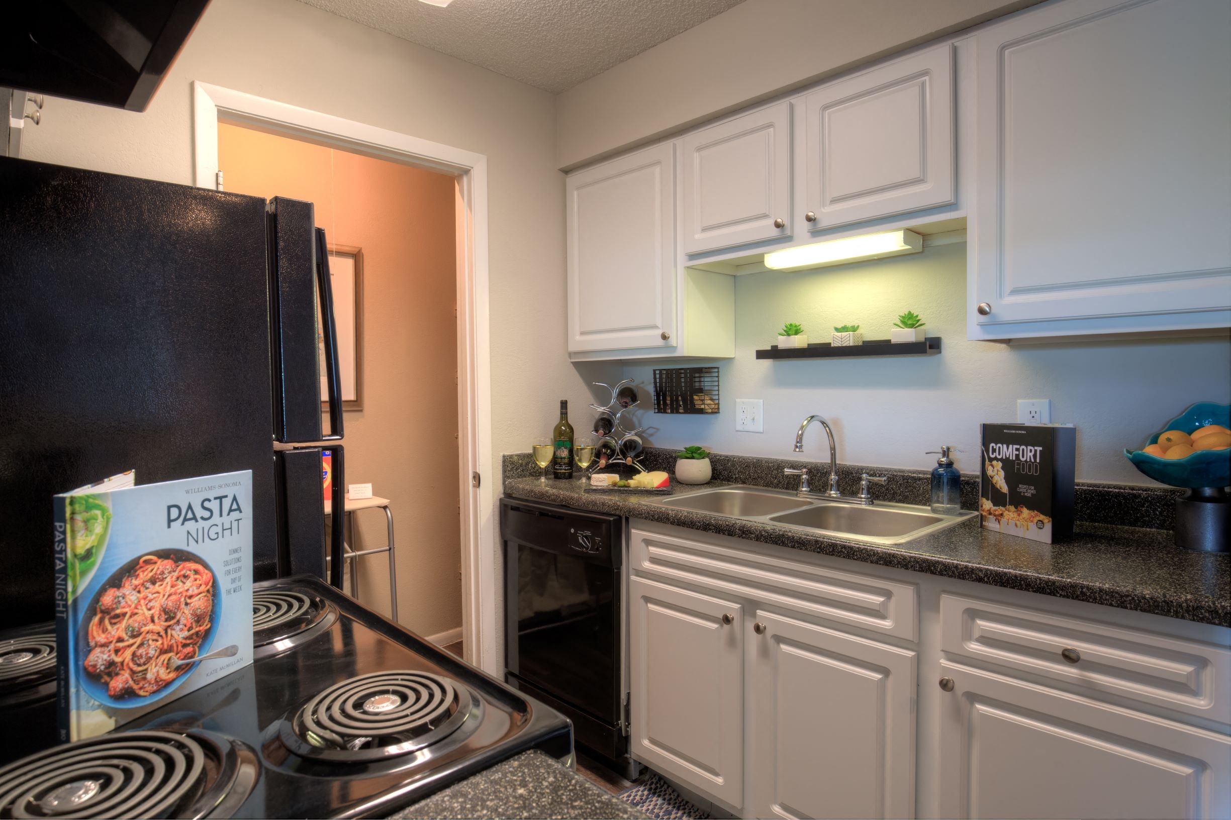 Meal prep is easy on spacious kitchen countertops.