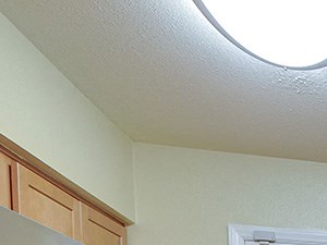 New Countertops and Cabinets Kitchen with New Countertops and Cabinets at Montecito, North Carolina, 27609 - Photo Gallery 3