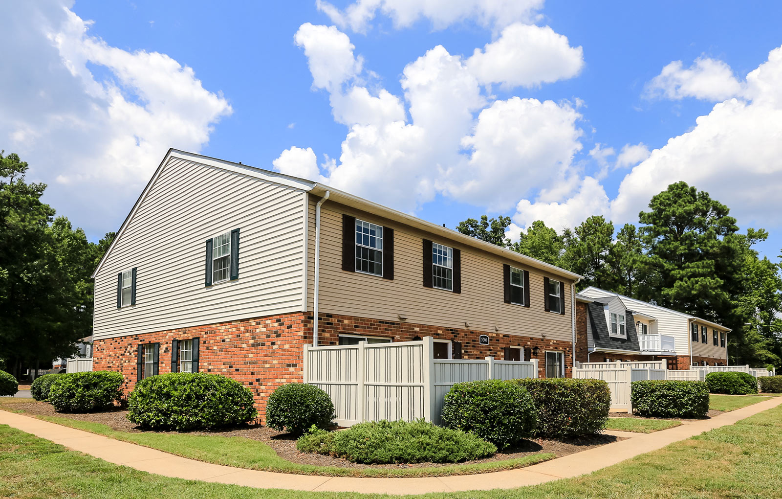 Woodland Creek Apartments | Apartments in Durham, NC