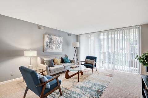 Willow Run At Mark Center Apartment Homes