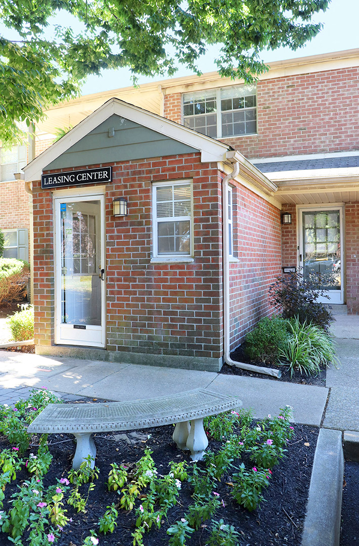 Leasing Office at Cedar Glen Apartments in Allentown