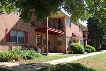 1166 S Cedar Crest Blvd 1-3 Beds Apartment for Rent - Photo Gallery 3