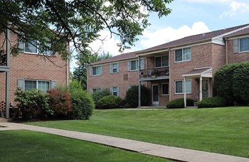 1166 S Cedar Crest Blvd 1-3 Beds Apartment for Rent - Photo Gallery 2