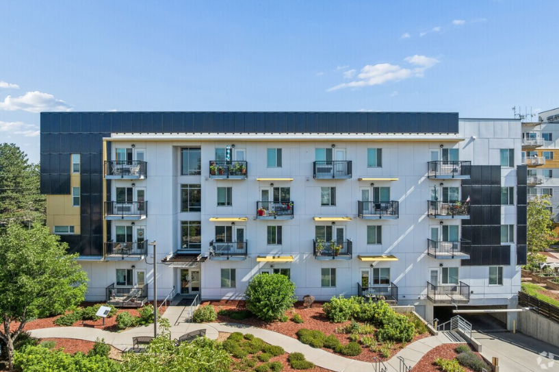 1710 Pierce St Studio-2 Beds Apartment for Rent